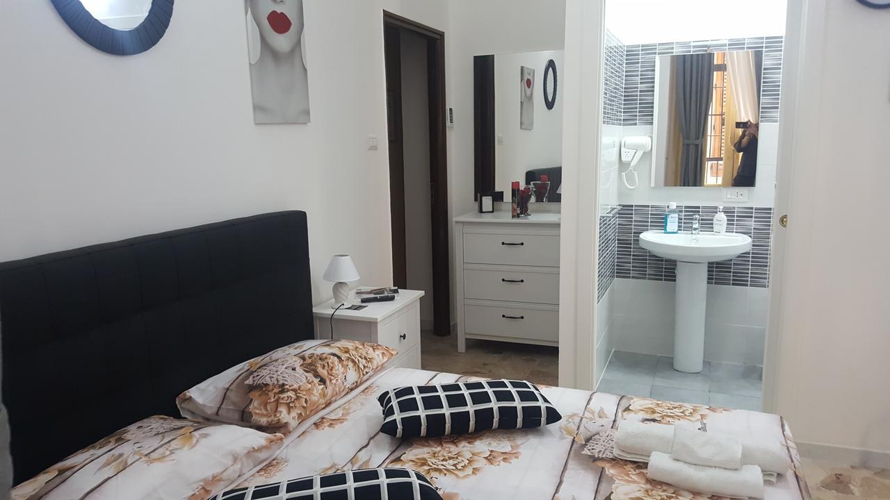 Апартаменты Exclusive House Center Катания Экстерьер фото