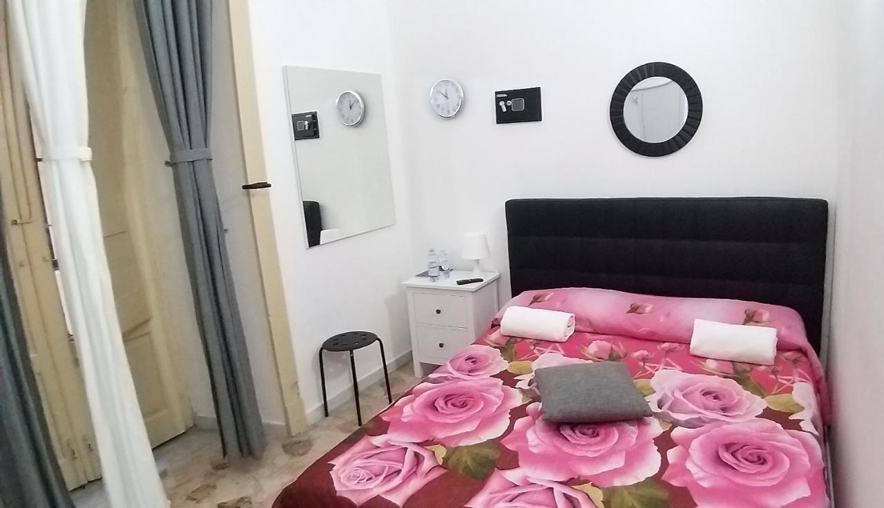 Апартаменты Exclusive House Center Катания Экстерьер фото